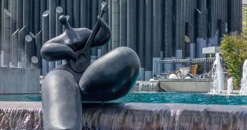 Futuroscope et le PAL : deux approches de l'aventure familiale